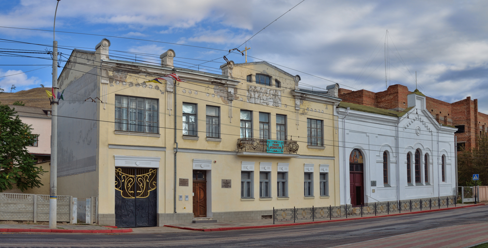 Керченский историко-археологический музей)